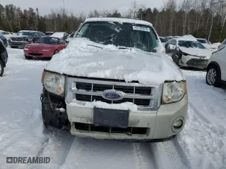 2008 Ford Escape XLT with VIN 1FMCU03148KD28538, listed as a Copart auction lot 43195975 with 137,437 mi miles and Salvage Title. Bid and sale history available at carsss.com. Image 5.