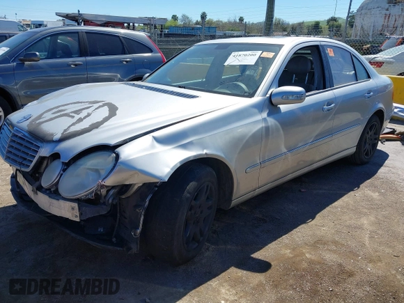 2006 Mercedes-Benz E-Class 3.5L with VIN WDBUF56J56A783959, listed as a IAAI auction lot 41870200 with 1 mi miles. Bid and sale history available at carsss.com. Image 2.
