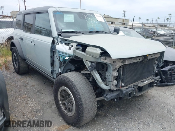 2023 Ford Bronco с VIN 1FMEE5DP0PLA97359, выставлен на аукционе IAAI как лот 42130581 с пробегом 32 335 миль миль и . История ставок и продаж доступна на DreamBid. Изображение 1.