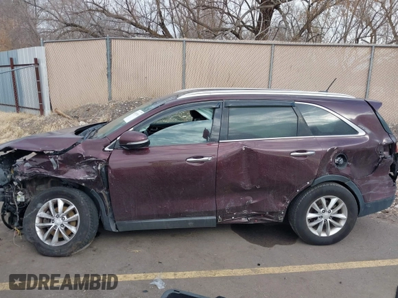 2018 Kia Sorento LX with VIN 5XYPG4A51JG354830, listed as a IAAI auction lot 41507165 with 99,598 mi miles and . Bid and sale history available at DreamBid. Image 15.