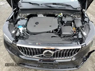 2024 Volvo XC40 с VIN YV4L12UF0R2313942, выставлен на аукционе Copart как лот 73662794 с пробегом Не указан миль и Списание • Salvage title. История ставок и продаж доступна на DreamBid. Изображение 12.