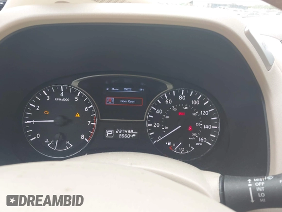 2014 Nissan Pathfinder SL with VIN 5N1AR2MM5EC642847, listed as a IAAI auction lot 42186822 with 237,438 mi miles. Bid and sale history available at carsss.com. Image 7.