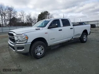 2019 Ram 2500 Tradesman with VIN 3C6UR5HJ6KG565716, listed as a Copart auction lot 44401325 with 113,785 mi miles and Salvage Title. Bid and sale history available at carsss.com. Image 1.