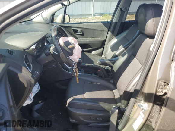 2022 Chevrolet Trax LT with VIN KL7CJPSM2NB530112, listed as a Copart auction lot 49282564 with 0 mi miles and Salvage Title. Bid and sale history available at carsss.com. Image 7.