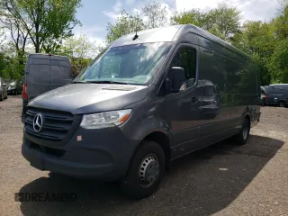 2021 Mercedes-Benz Sprinter with VIN W1W9ED3Y4MT061958, listed as a Copart auction lot 53903584 with 18,792 mi miles and Clean Title. Bid and sale history available at DreamBid. Image 2.