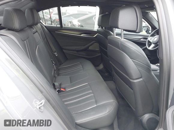 2022 BMW 5 Series M550i xDrive with VIN WBA13BK07NCL07995, listed as a IAAI auction lot 42454963 with 12,721 mi miles and . Bid and sale history available at DreamBid. Image 8.