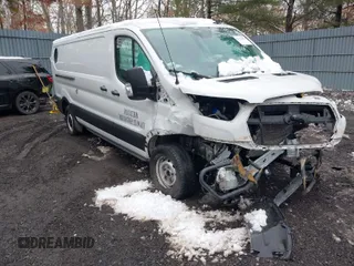 2020 Ford Transit Cargo with VIN 1FTYE1Y86LKA08570, listed as a IAAI auction lot 41571478 with 21,405 mi miles and . Bid and sale history available at carsss.com. Image 1.