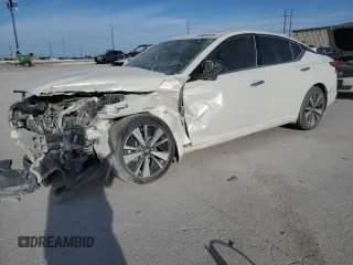 2020 Nissan Altima SV with VIN 1N4BL4DV2LC272149, listed as a Copart auction lot 49697075 with 53,355 mi miles and Salvage title. Bid and sale history available at DreamBid. Image 1.