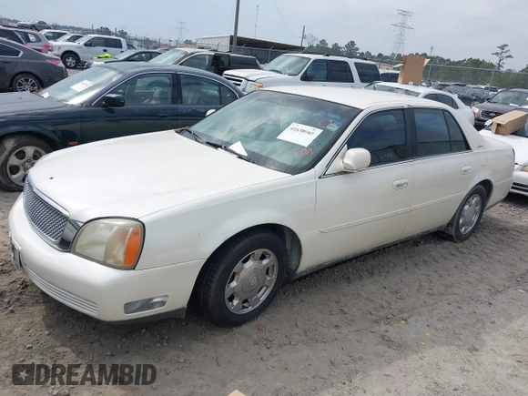 2000 Cadillac DeVille z VIN 1G6KD54Y2YU319515, wystawiony jako IAAI lot #41638065 z przebiegiem Nie podano mil oraz . Historia ofert i sprzedaży dostępna na DreamBid. Obrazek 2.