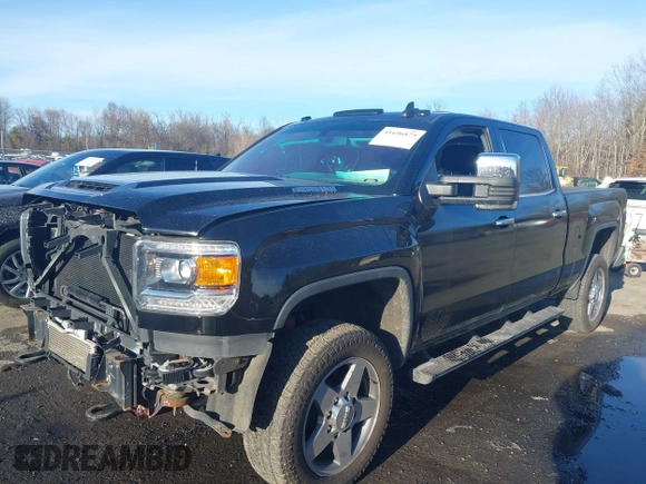 2017 GMC Sierra 2500HD SLT with VIN 1GT12TEY1HF213286, listed as a IAAI auction lot 41696875 with 55,047 mi miles. Bid and sale history available at carsss.com. Image 18.