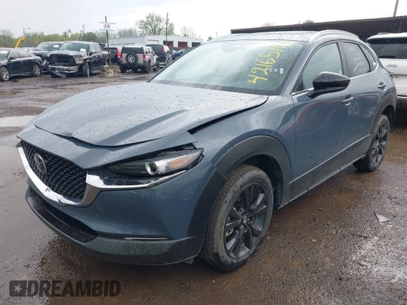 2025 Mazda CX-30 S Carbon Edition с VIN 3MVDMBCM6SM813356, выставлен на аукционе IAAI как лот 42165714 с пробегом 2 338 миль миль и . История ставок и продаж доступна на DreamBid. Изображение 2.