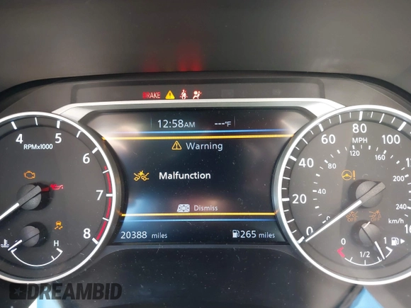 2021 Nissan Sentra SV with VIN 3N1AB8CV8MY310528, listed as a IAAI auction lot 41633245 with 20,388 mi miles and . Bid and sale history available at DreamBid. Image 7.