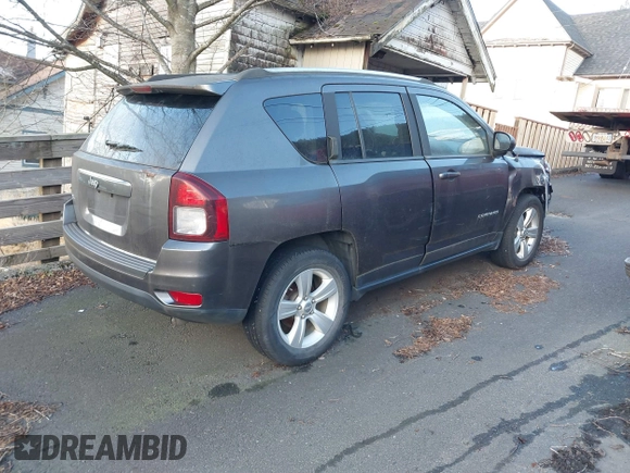 2015 Jeep Compass Sport with VIN 1C4NJDBB0FD153844, listed as a IAAI auction lot 41130360 with Not Provided miles and . Bid and sale history available at carsss.com. Image 4.