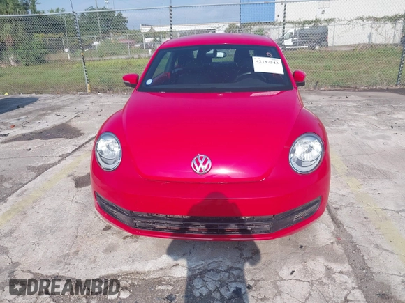 2013 Volkswagen Beetle 2.5L w/Sun/Sound/Nav with VIN 3VWJX7AT4DM672158, listed as a IAAI auction lot 42187543 with 94,961 mi miles and . Bid and sale history available at DreamBid. Image 6.