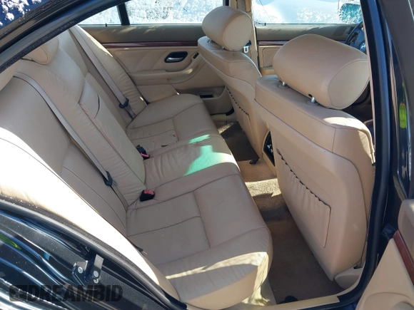 2003 BMW 5 Series 525i z VIN WBADT43433G027474, wystawiony jako IAAI lot #41610104 z przebiegiem 121 958 mil mil oraz . Historia ofert i sprzedaży dostępna na DreamBid. Obrazek 8.