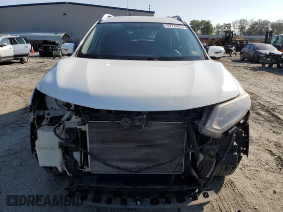 2016 Nissan Rogue S z VIN KNMAT2MV9GP621641, wystawiony jako Copart lot #60778675 z przebiegiem 117 820 mil mil oraz Szkoda całkowita • Salvage title. Historia ofert i sprzedaży dostępna na DreamBid. Obrazek 5.