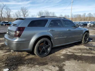 2005 Dodge Magnum R/T with VIN 2D4GZ58285H568056, listed as a Copart auction lot 45453035 with 162,912 mi miles and Non Repairable. Bid and sale history available at DreamBid. Image 3.