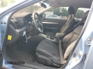2011 Subaru Outback 2.5i z VIN 4S4BRBAC7B3332095, wystawiony jako Copart lot #60022235 z przebiegiem 221 859 mil mil oraz Szkoda całkowita • Salvage title. Historia ofert i sprzedaży dostępna na DreamBid. Obrazek 7.