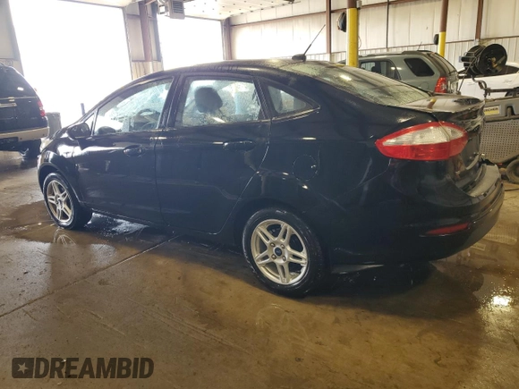 2018 Ford Fiesta SE z VIN 3FADP4BJ9JM114755, wystawiony jako Copart lot #58385855 z przebiegiem 42 173 mil mil oraz Szkody całkowita. Historia ofert i sprzedaży dostępna na DreamBid. Obrazek 2.