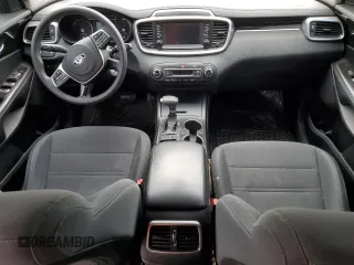 2019 Kia Sorento S with VIN 5XYPG4A51KG573210, listed as a Copart auction lot 49276015 with 100,989 mi miles and Salvage Title. Bid and sale history available at carsss.com. Image 8.