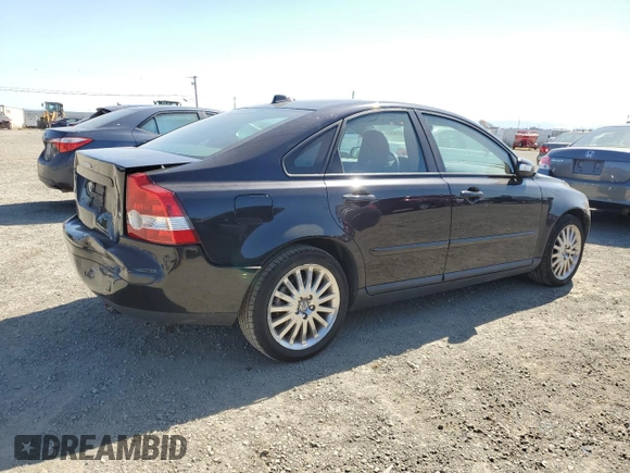 2007 Volvo S40 2.4L z VIN YV1MS390672300912, wystawiony jako Copart lot #57485655 z przebiegiem 78 645 mil mil oraz Szkoda całkowita • Salvage title. Historia ofert i sprzedaży dostępna na DreamBid. Obrazek 3.