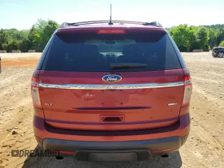 2014 Ford Explorer XLT z VIN 1FM5K8D80EGA03330, wystawiony jako Copart lot #54941325 z przebiegiem 341 672 mil mil oraz Szkoda całkowita • Salvage title. Historia ofert i sprzedaży dostępna na DreamBid. Obrazek 6.