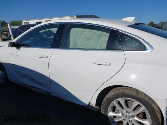 2018 Chevrolet Malibu LT z VIN 1G1ZD5ST1JF215880, wystawiony jako IAAI lot #42025365 z przebiegiem 100 587 mil mil oraz . Historia ofert i sprzedaży dostępna na DreamBid. Obrazek 14.
