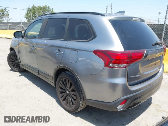 2020 Mitsubishi Outlander SE with VIN JA4AD3A39LZ034984, listed as a IAAI auction lot 42431048 with 102,314 mi miles and . Bid and sale history available at DreamBid. Image 3.