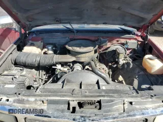 1991 GMC Sierra 1500 z VIN 2GTEK19K2M1543239, wystawiony jako Copart lot #51680075 z przebiegiem 135 361 mil mil oraz Czysty tytuł • Clean title. Historia ofert i sprzedaży dostępna na DreamBid. Obrazek 11.