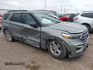 2020 Ford Explorer XLT z VIN 1FMSK7DH3LGC50027, wystawiony jako IAAI lot #41424511 z przebiegiem 88 883 mil mil oraz . Historia ofert i sprzedaży dostępna na DreamBid. Obrazek 1.