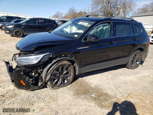 2022 Volkswagen Tiguan SE with VIN 3VV2B7AX5NM072373, listed as a Copart auction lot 45186335 with 48,159 mi miles and Salvage Title. Bid and sale history available at carsss.com. Image 1.
