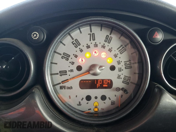 2006 MINI Hardtop S with VIN WMWRE33546TJ48416, listed as a Copart auction lot 51646105 with 110,104 mi miles and Clean Title. Bid and sale history available at DreamBid. Image 9.