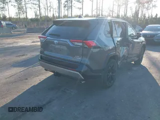 2024 Toyota RAV4 Hybrid XSE with VIN 2T3E6RFV0RW068643, listed as a IAAI auction lot 41621702 with 10,332 mi miles. Bid and sale history available at carsss.com. Image 4.