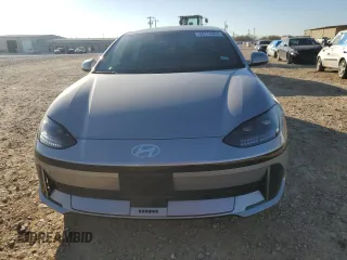 2024 Hyundai IONIQ 6 SE with VIN KMHM24AAXRA071171, listed as a Copart auction lot 86174864 with 13,452 mi miles and Salvage Title. Bid and sale history available at carsss.com. Image 5.
