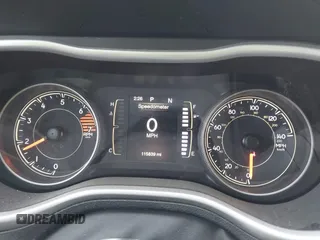 2018 Jeep Cherokee Latitude Plus with VIN 1C4PJMLB1JD502431, listed as a IAAI auction lot 41292612 with 115,839 mi miles and . Bid and sale history available at DreamBid. Image 7.