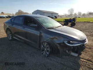 2016 Chrysler 200 S z VIN 1C3CCCBB3GN138217, wystawiony jako Copart lot #53496775 z przebiegiem 160 685 mil mil oraz Szkoda całkowita • Salvage title. Historia ofert i sprzedaży dostępna na DreamBid. Obrazek 4.