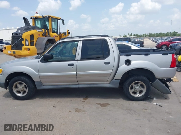 2004 Ford Explorer Sport Trac XLS с VIN 1FMZU67K54UB69527, выставлен на аукционе IAAI как лот 42717288 с пробегом 201 306 миль миль и . История ставок и продаж доступна на DreamBid. Изображение 15.
