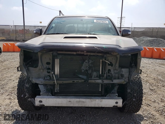 2014 Toyota Tacoma PreRunner с VIN 3TMJU4GNXEM169626, выставлен на аукционе Copart как лот 60325625 с пробегом 159 997 миль миль и Списание • Salvage title. История ставок и продаж доступна на DreamBid. Изображение 5.