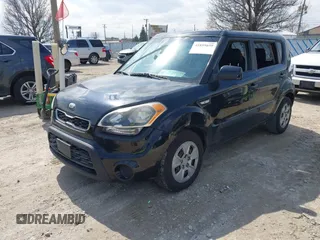 2013 Kia Soul with VIN KNDJT2A5XD7604167, listed as a IAAI auction lot 41895659 with 156,675 mi miles. Bid and sale history available at carsss.com. Image 2.