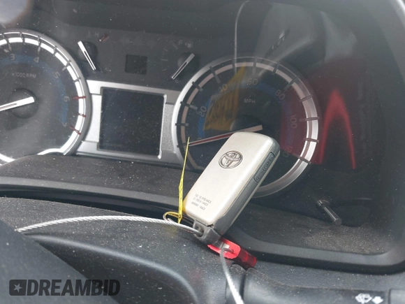 2014 Toyota 4Runner SR5 with VIN JTEZU5JR7E5080554, listed as a IAAI auction lot 42134833 with 170,077 mi miles and . Bid and sale history available at DreamBid. Image 11.
