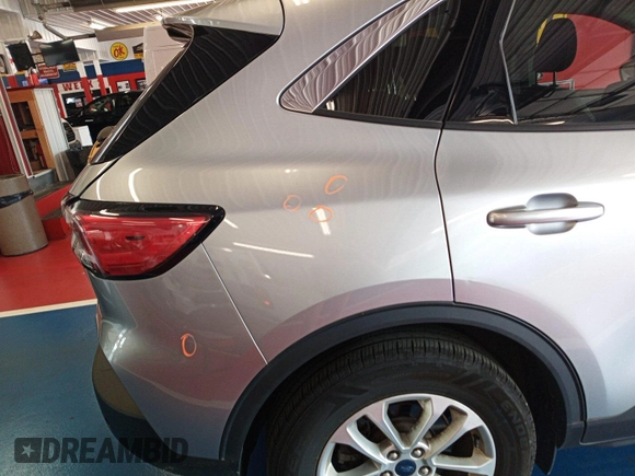 2022 Ford Escape SE with VIN 1FMCU0G6XNUB81597, listed as a IAAI auction lot 42846973 with 59,647 mi miles and . Bid and sale history available at DreamBid. Image 2.