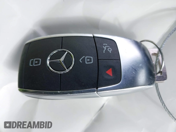 2019 Mercedes-Benz A 220 with VIN WDD3G4EB8KW018438, listed as a IAAI auction lot 41594358 with 60,434 mi miles and . Bid and sale history available at DreamBid. Image 11.