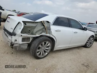 2020 Chrysler 300 Limited z VIN 2C3CCAEG7LH102934, wystawiony jako Copart lot #50940105 z przebiegiem 104 452 mil mil oraz Szkody całkowita. Historia ofert i sprzedaży dostępna na DreamBid. Obrazek 3.