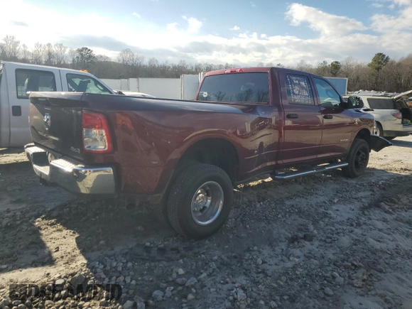 2022 Ram 3500 Tradesman with VIN 3C63RRGL4NG318592, listed as a Copart auction lot 88441775 with 108,824 mi miles and Salvage Title. Bid and sale history available at carsss.com. Image 3.