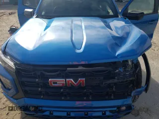 2024 GMC Canyon 4WD Elevation with VIN 1GTP6BEK7R1173217, listed as a Copart auction lot 85360744 with 8,048 mi miles and Salvage Title. Bid and sale history available at carsss.com. Image 13.