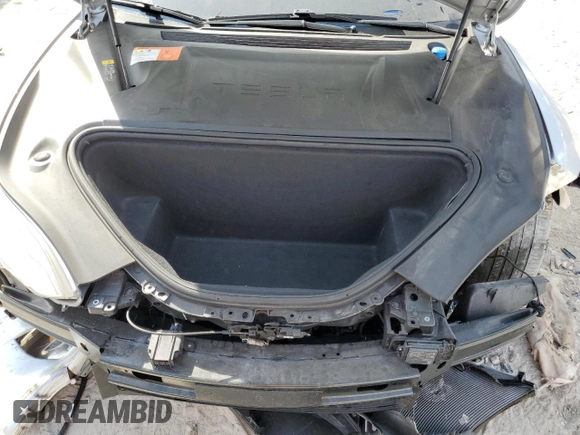 2018 Tesla Model S 75D with VIN 5YJSA1E28JF262521, listed as a Copart auction lot 43563035 with 48,377 mi miles and Salvage Title. Bid and sale history available at DreamBid. Image 11.