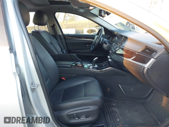 2016 BMW 5 Series 528i with VIN WBA5A5C58GG347422, listed as a IAAI auction lot 41116626 with 134,945 mi miles. Bid and sale history available at carsss.com. Image 5.
