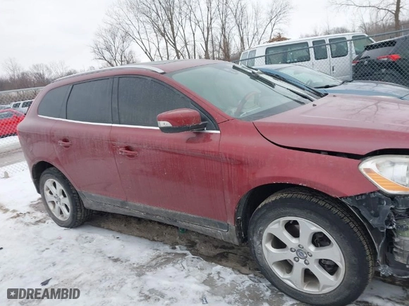 2013 Volvo XC60 3.2L with VIN YV4952DL8D2393553, listed as a IAAI auction lot 41374999 with 150,502 mi miles. Bid and sale history available at carsss.com. Image 14.