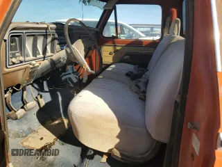 1978 Ford F-150 z VIN F14HLCA1653, wystawiony jako Copart lot #84916854 z przebiegiem 252 583 mil mil oraz Czysty tytuł • Clean title. Historia ofert i sprzedaży dostępna na DreamBid. Obrazek 7.