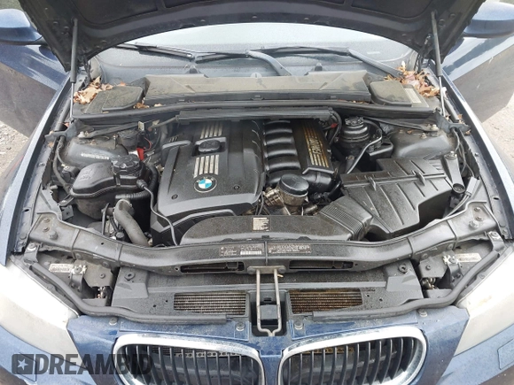 2011 BMW 3 Series 328i xDrive z VIN WBAPK5G51BNN29628, wystawiony jako IAAI lot #42245328 z przebiegiem 177 218 mil mil oraz . Historia ofert i sprzedaży dostępna na DreamBid. Obrazek 10.